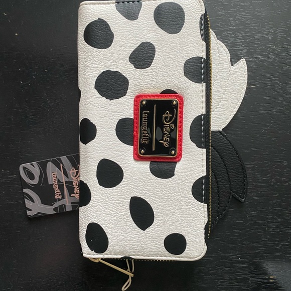 NWT Loungefly Cruella Wallet - Picture 2 of 3